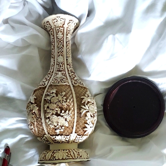 Vintage Arnet Ivory Dynasty Vase With Brass Base And Trim